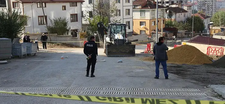 İş makinesinin çarptığı yaşlı kadın öldü