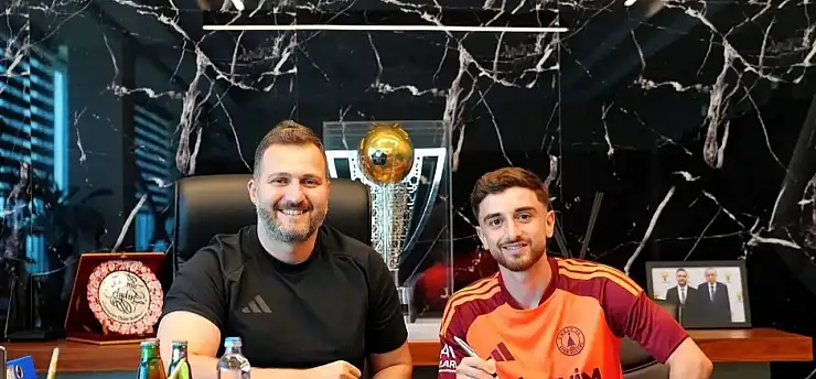Konyaspor ayrılığı duyurdu! Genç kanat Ümraniyespor'a kiralandı