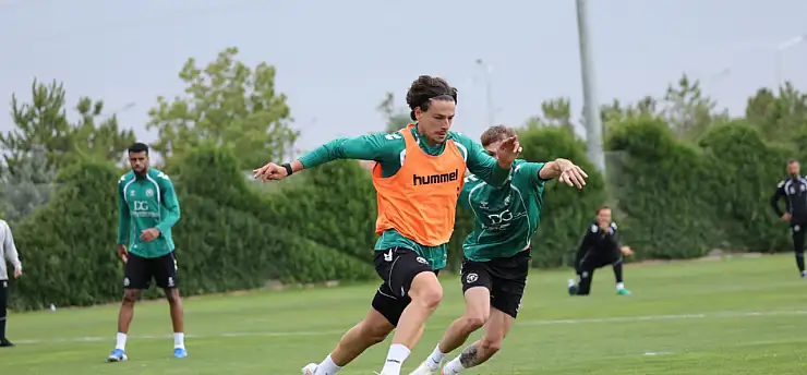 Konyaspor'da Erzurumspor mesaisi başladı