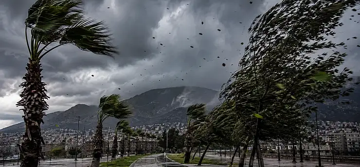 Meteoroloji'den çok sayıda il için sağanak ve tam fırtına uyarısı: Şiddetli yağış geliyor!