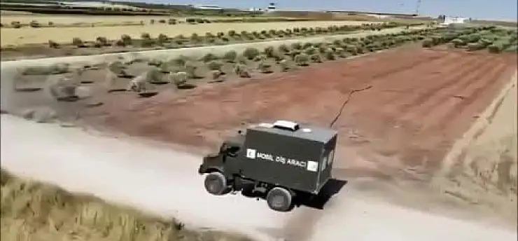 Mobil diş aracı zorlu şartlarda Türk askerinin yanında olmaya devam ediyor