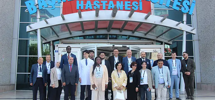Özbekistan'dan Konya'ya sağlık çıkarması! 15 kişilik heyet hastaneyi inceledi