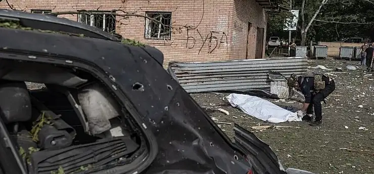 Rusya Ukrayna'da otobüs durağını vurdu: 12 ölü, 14 yaralı
