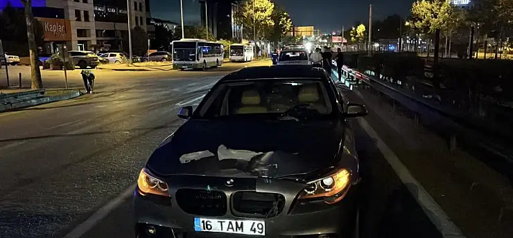 Sanayi Caddesi'nde korkunç kaza! Karşıdan karşıya geçen adama otomobil çarptı