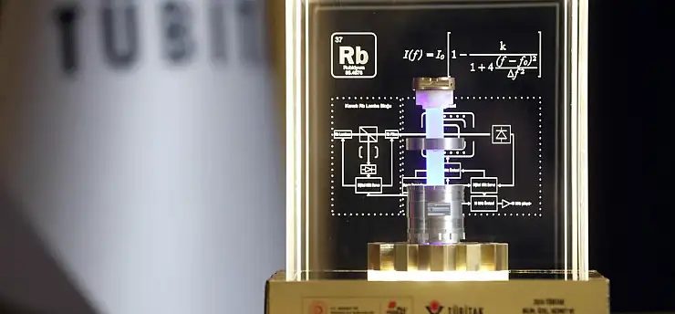 Türkiye'nin yerli atomik saati uzaya fırlatıldı