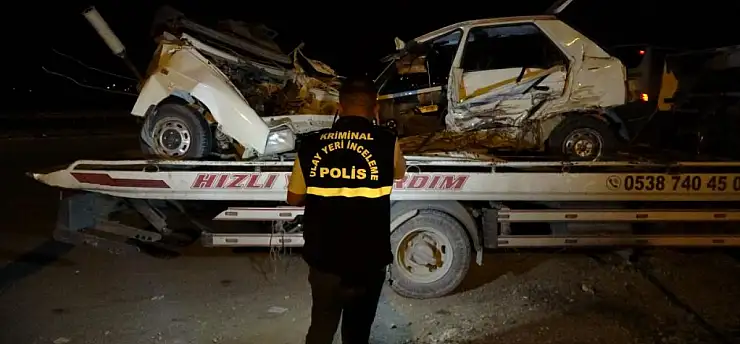 Üç aracın karıştığı zincirleme kazada acı haber geldi