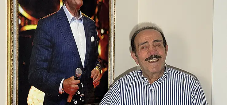 Usta sanatçının yeni rotası: Bu kez meydanlara taşıyor!