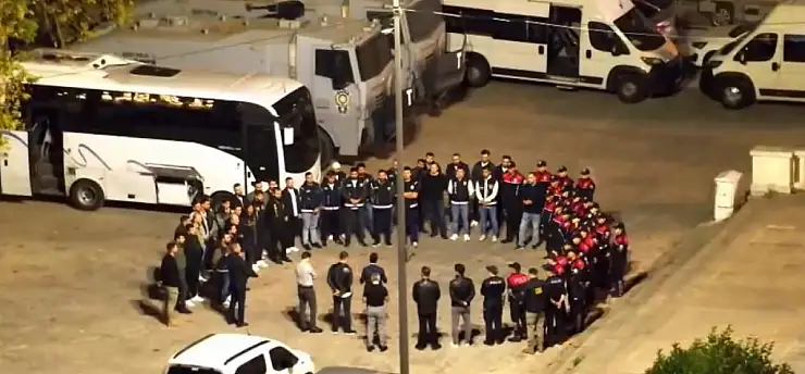 Yasa dışı pazarlık havadan tespit edildi: 27 gözaltı