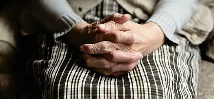Yaşlı ve engelli aylıkları için 8,1 milyar liralık ödeme başladı