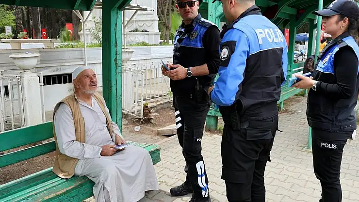 Polisten mezarlıkta 'sahte hoca' avı