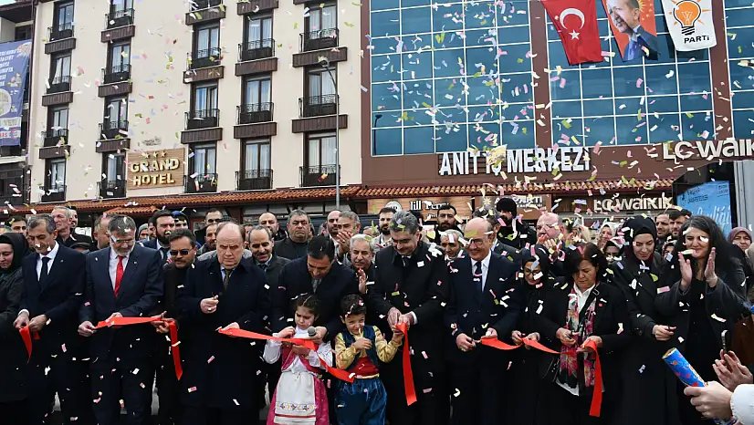 AK Parti Akşehir İlçe Başkanlığı yeni binasına kavuştu