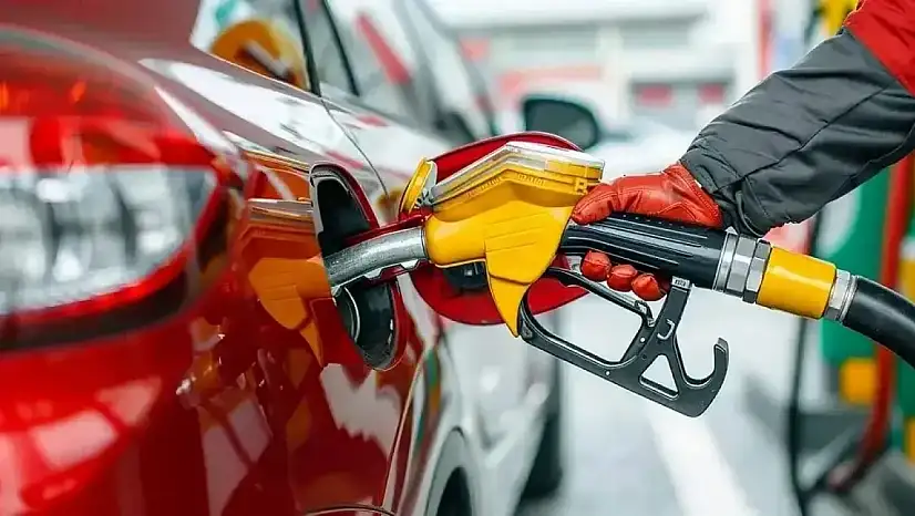 Araç sahiplerine kötü haber! Bu gece motorine zam geliyor