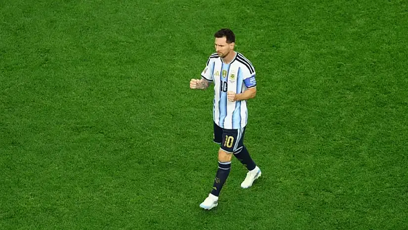 Arjantinli Lionel Messi'den tarihi başarı