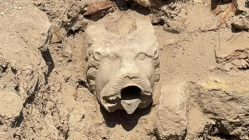 Bathonea Antik Kenti kazılarında atölyeler ortaya çıkarıldı