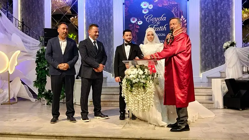 Ceyda ve Fatih çifti dünyaevine girdi