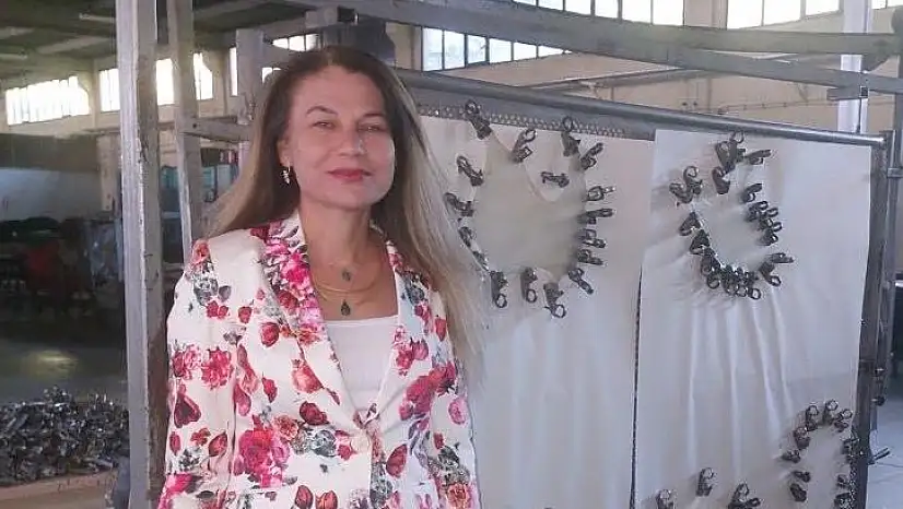 Dünyanın ilk kadın deri profesörüne, kültürel miras taşıyıcısı unvanı verildi