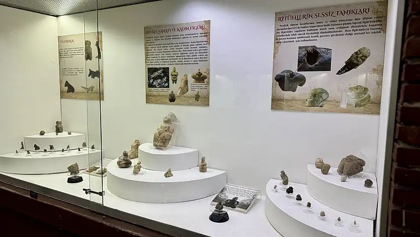 İnsanlığın ilk adımı burada! Konya'da sergileniyor