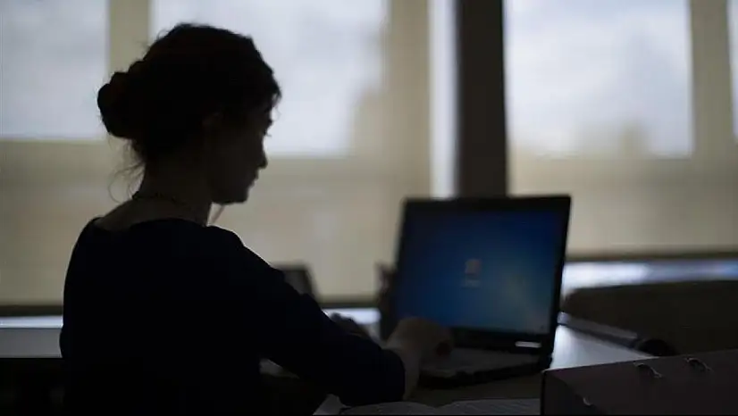 İşe 40 dakika erken gelen çalışan kovuldu!