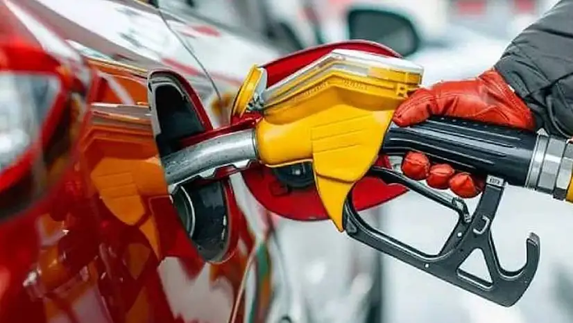 Konya'da akaryakıta çifte değişim Motorin ve benzinde tabela değişiyor