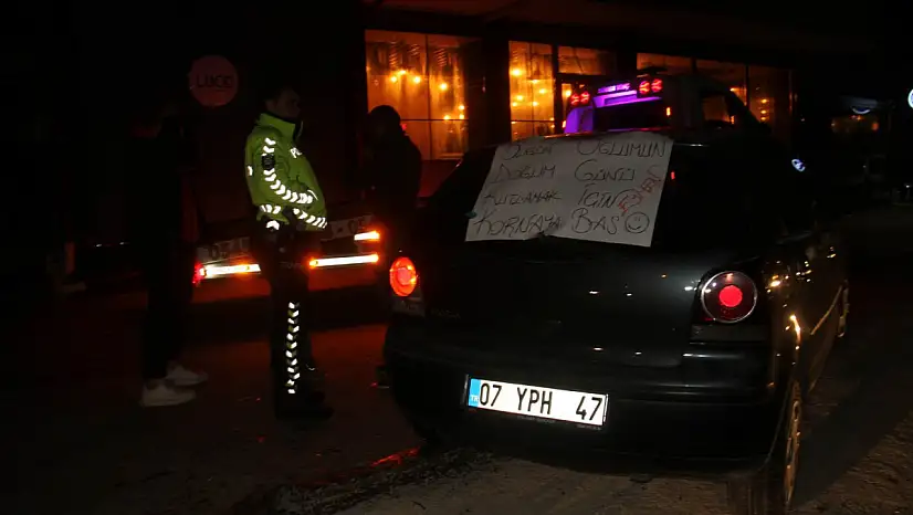 Konya'da doğum günü yolculuğu kazayla bitti! 4 kişi yaralandı!