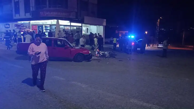 Konya'da korkunç kaza! Otomobil ile motosiklet çarpıştı: 3 yaralı