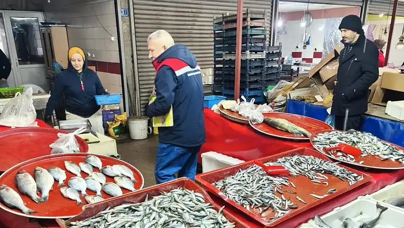 Konya'da su ürünleri denetlendi, balık boyları tek tek ölçüldü
