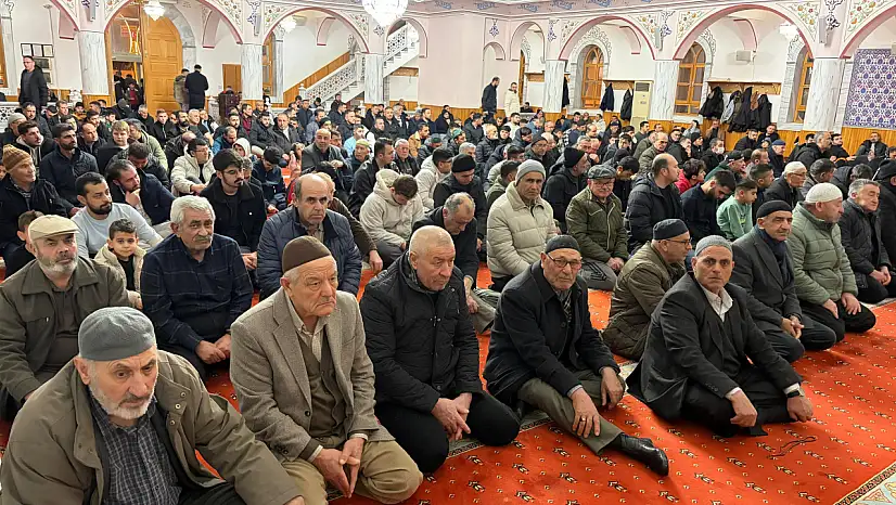 Kulu'da Berat Kandili dualarla ihya edildi