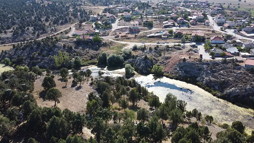 Leylekler göç etti, Konya'nın simge noktası sessizliğe büründü!