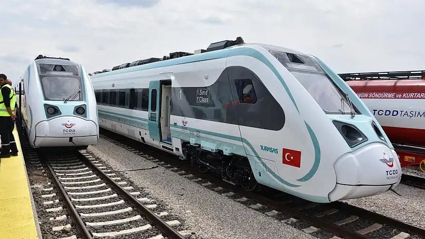Raylarda yerli güç: Milli tren setlerinde bir haftada 4 teslimat