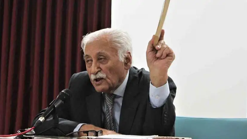 Türk edebiyatının usta ismi Yavuz Bülent Bakiler vefat etti