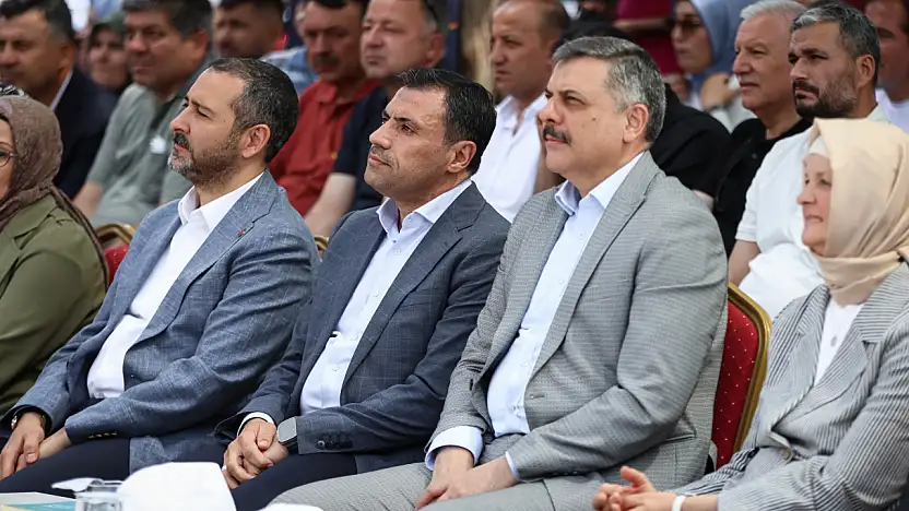 AK Parti Konya Teşkilatı'nın, Bakan Çiftçi'nin katılımıyla Yeşildağ çıkarması