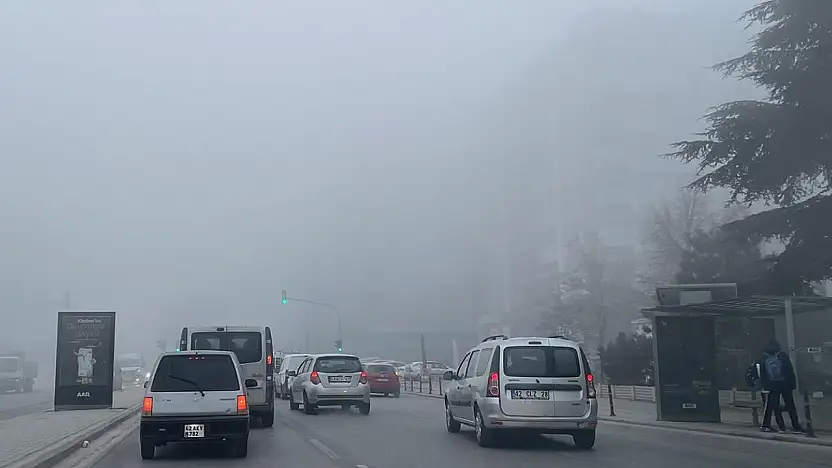 AKOM'dan Konyalılara çağrı: Yağışlı hava ve sis şehri esir alacak!