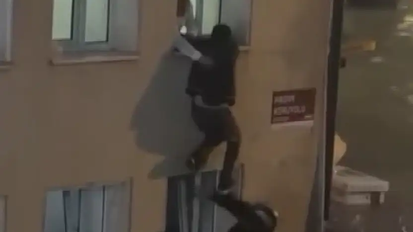 Bakan Çiftçi'den yağış açıklaması: 10 bini aşkın personel sahada yarına dikkat!