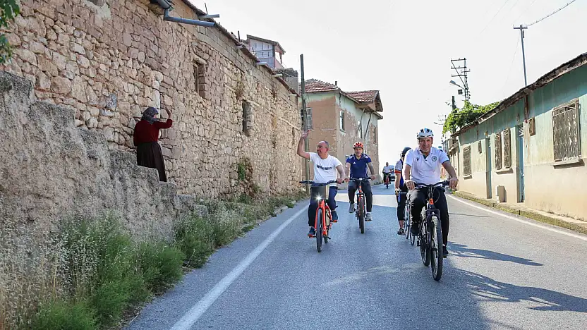 Başkan Kavuş pedalladı, Meram'ın tarihi ve doğası buluştu!