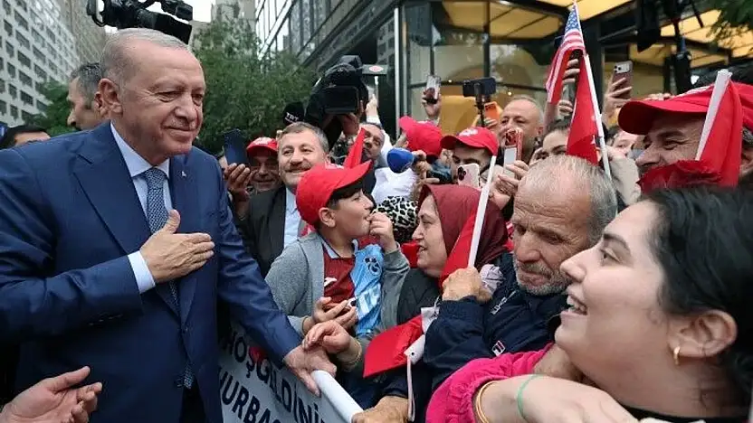 Cumhurbaşkanı Erdoğan New York'ta! Türkevi önünde coşkulu karşılama