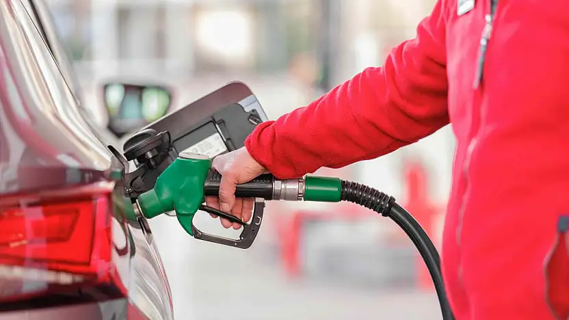Deposu boş olanlar dikkat! Motorine gece yarısı büyük zam
