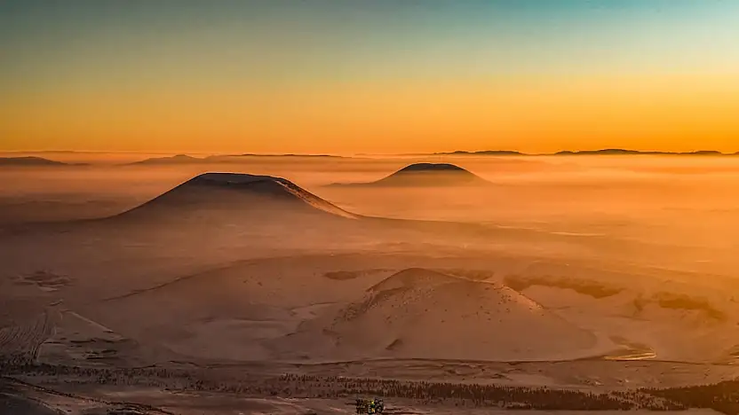 Dünyanın nazar boncuğu beyaz gelinliğini giydi: Eşsiz manzara dron ile görüntülendi!