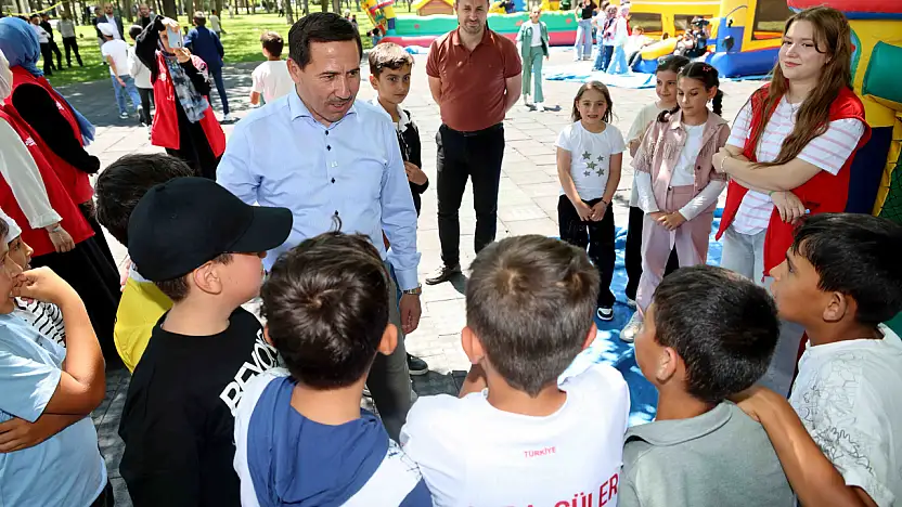 Karatay'da 47 ton atık dönüştü, dereceye giren öğrenciler ödüllendirildi!