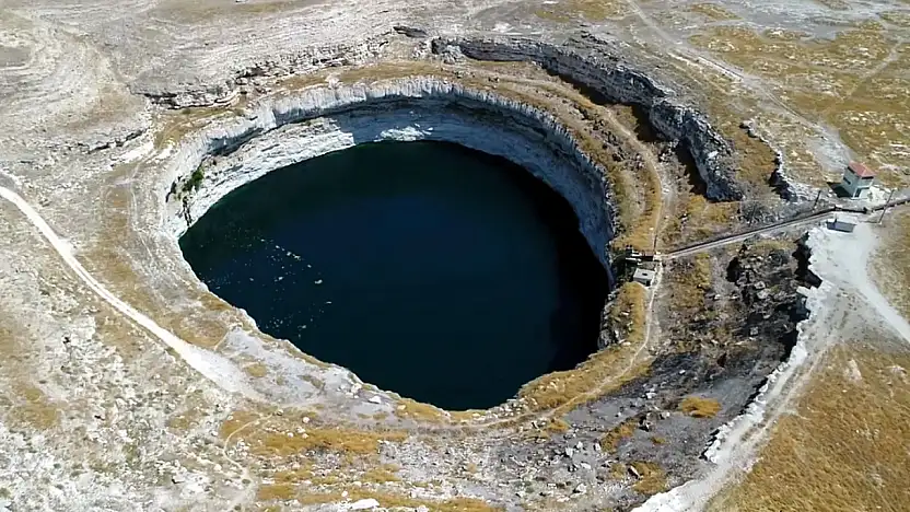 Kıyamet değil jeoloji! Konya'nın altındaki 'görünmez tehlike' gün yüzüne çıktı!