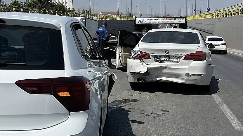 Konya'da 6 araç birbirine girdi! Zincirleme kazada yaralı var