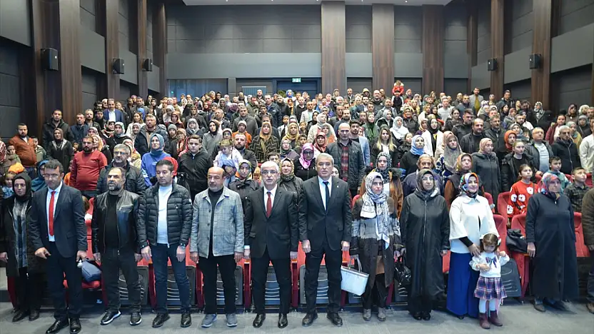 Konya'da Aile ve Mutluluğun Formülü Konuşuldu