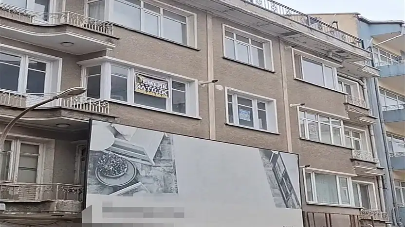 Konya'da baba kızın üstüne beton parçaları yağmıştı! 7,6 yıla kadar hapis istemi...