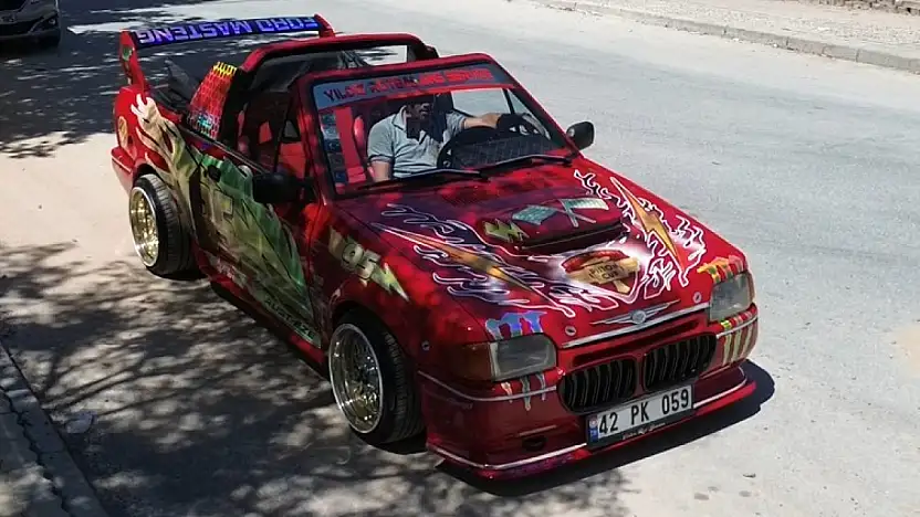 Konya'da bu araç ustasının elinde Şimşek McQueen'e dönüştü!