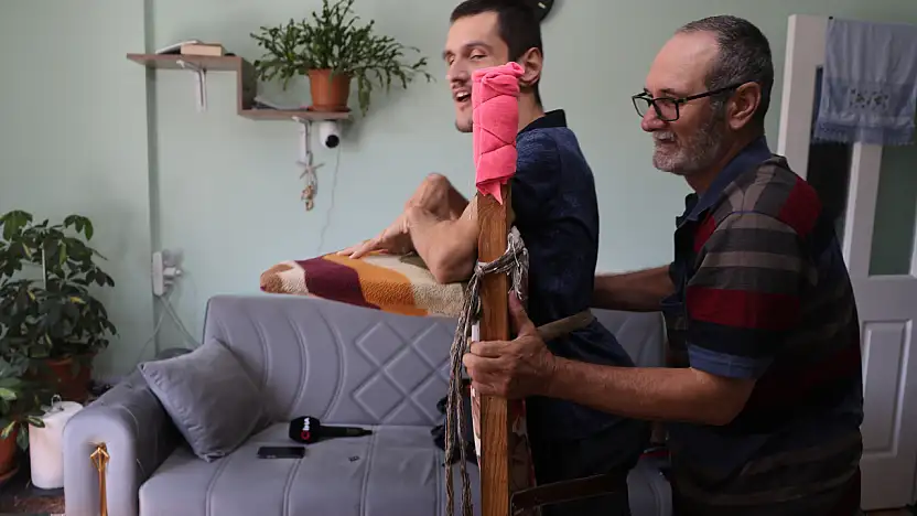 Konya'da engel tanımayan baba evladının her şeyi oldu!