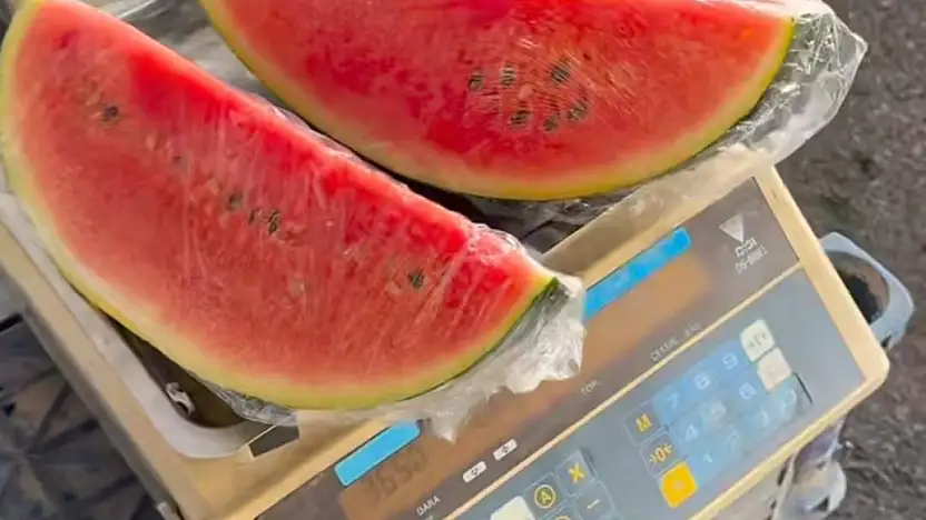 Konya'da ezber bozan pazar! Kış ortasında görülen meyve şok etti