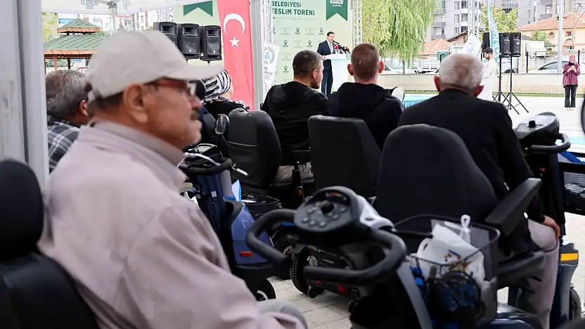 Konya'da gönülleri ısıtan iyilik köprüsü! İhtiyaç sahiplerinin yüzü güldü
