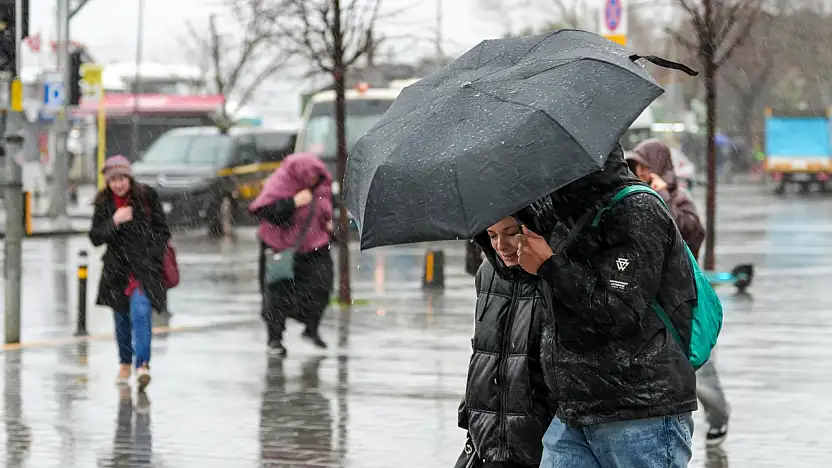 Konya'da hafta sonu plan yapanlar dikkat! 15 ilçeye sağanak alarmı verildi!