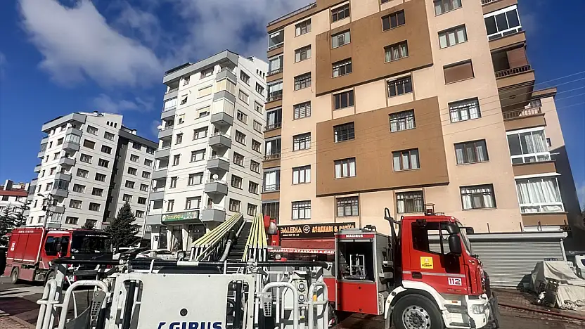 Konya'da korku dolu anlar! Anne ve iki çocuğu alevlerin arasında kaldı!