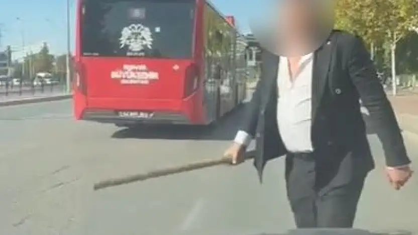 Konya'da öfkeli sürücü çılgına döndü: Yol kesti, sopayla saldırdı! Aldığı ceza...
