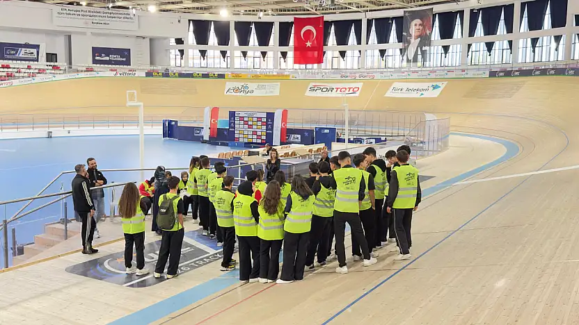Konya'da öğrenciler bisiklet kültürünü yakından tanıdı